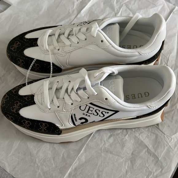 GUESS Calebb Fashion Sneakers - Picture 6 of 11